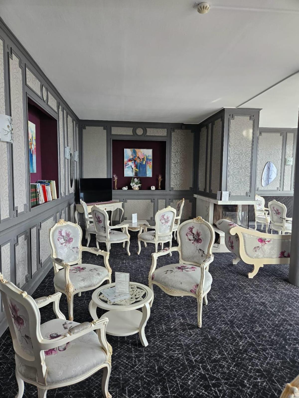 Alexain Hotel Restaurant&Wellness - Colmar Ouest Trois-Épis Exterior foto