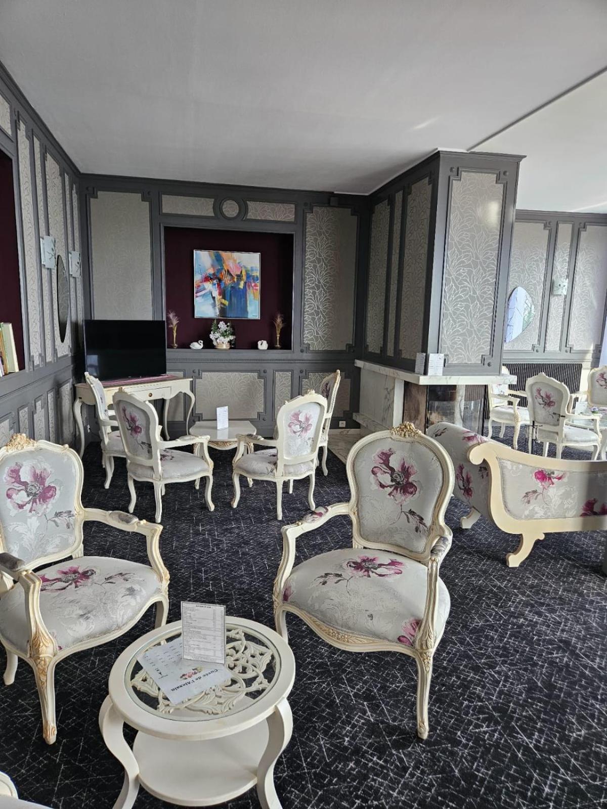 Alexain Hotel Restaurant&Wellness - Colmar Ouest Trois-Épis Exterior foto